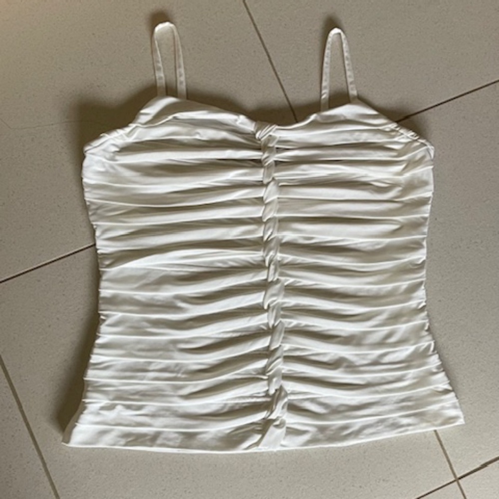 Cache White Top L    NWOT
